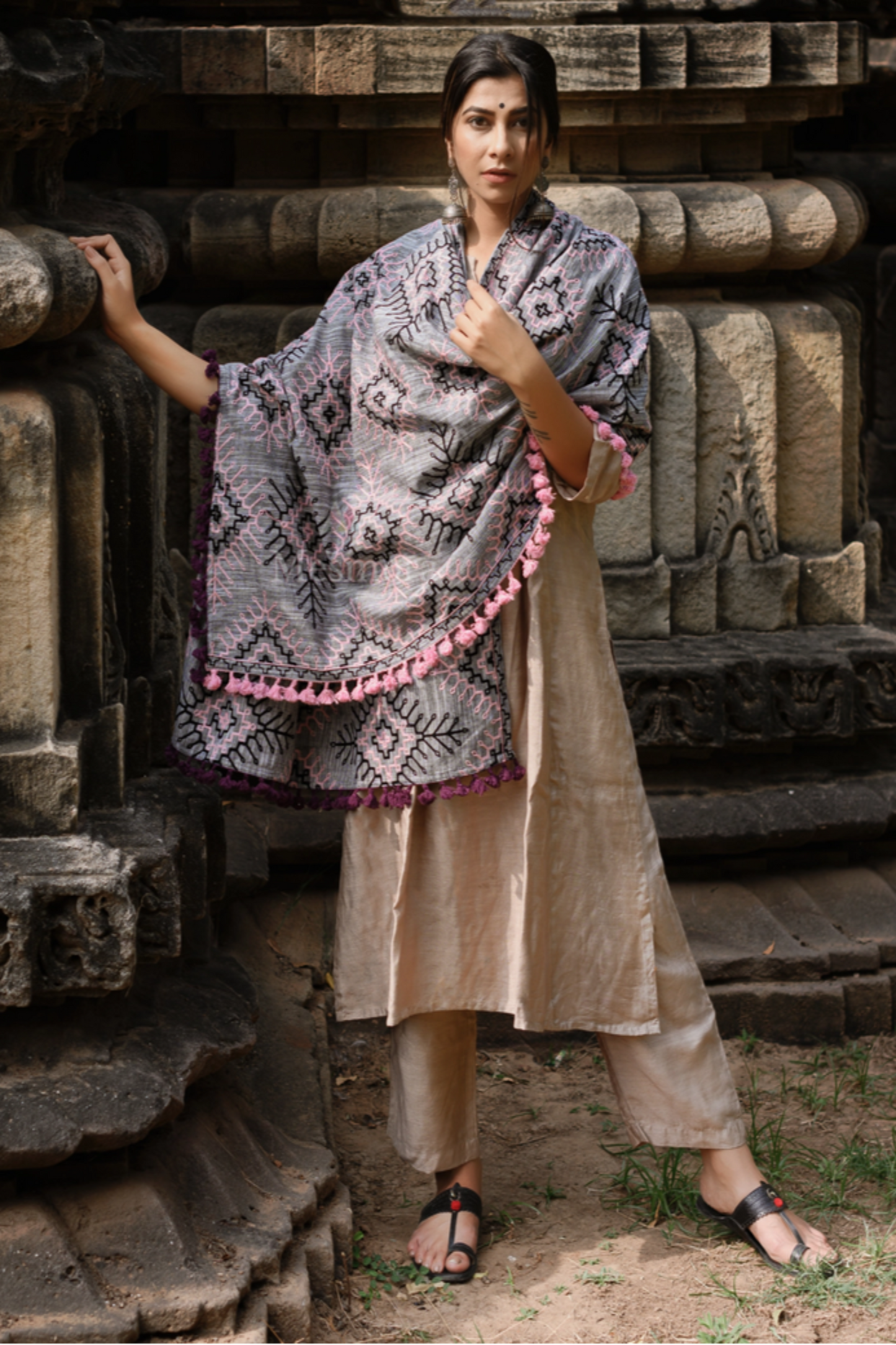 Pakistani Gray Designer Khadi Shawl Dupatta For Festival Wear