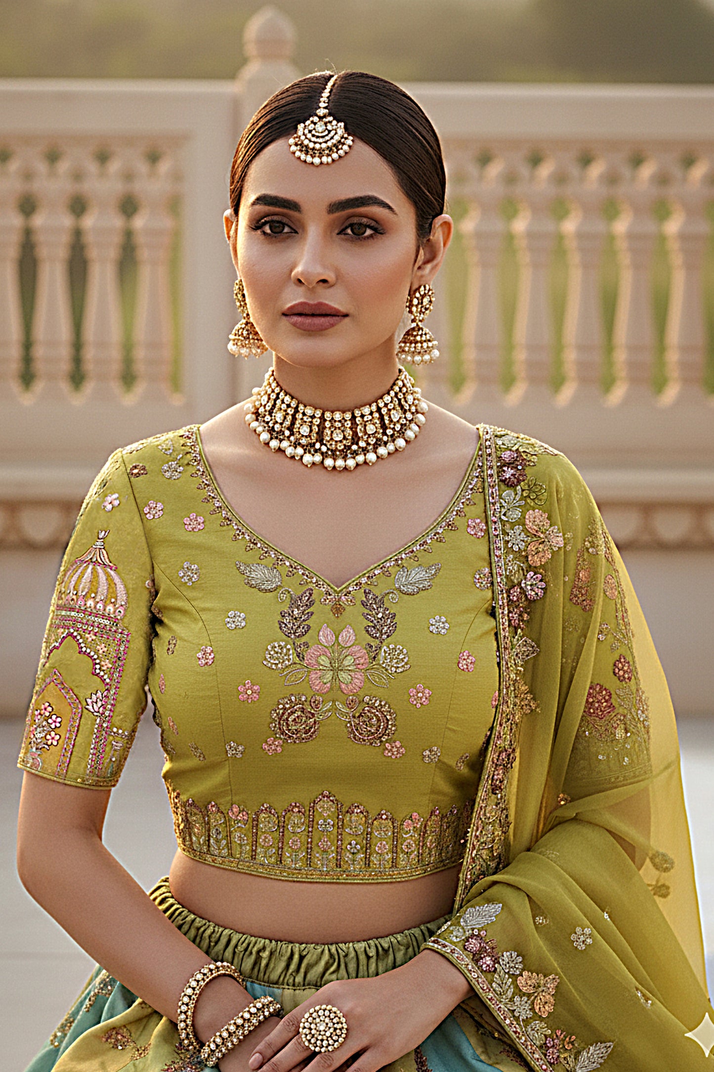 Bridal Wear Haldi Function Party Wear Heavy Lehengha Choli With Net Dupatta.