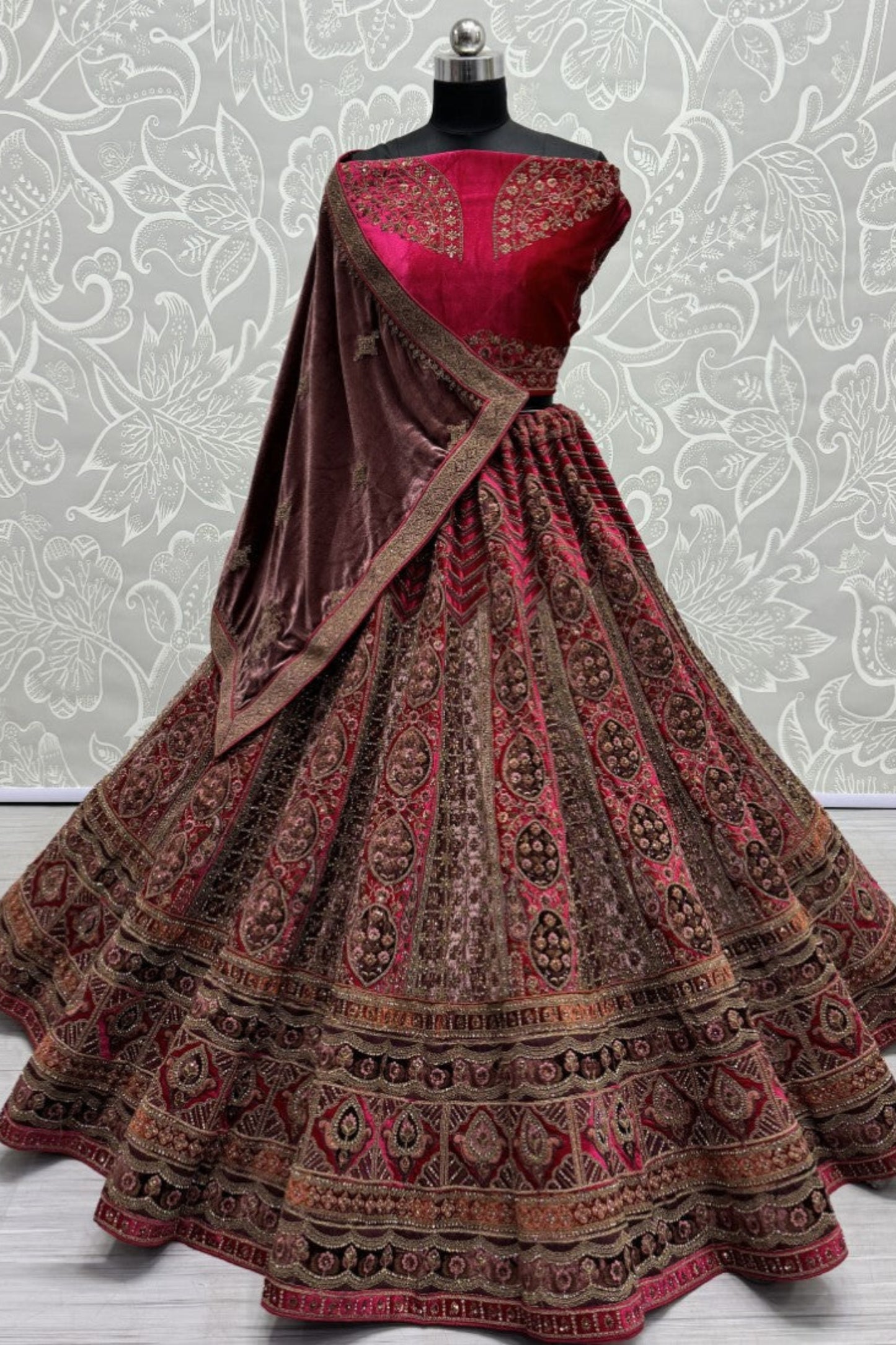 pink lehenga,plus size available,Comfort Fit,Premium Fabric,Express Delivery.