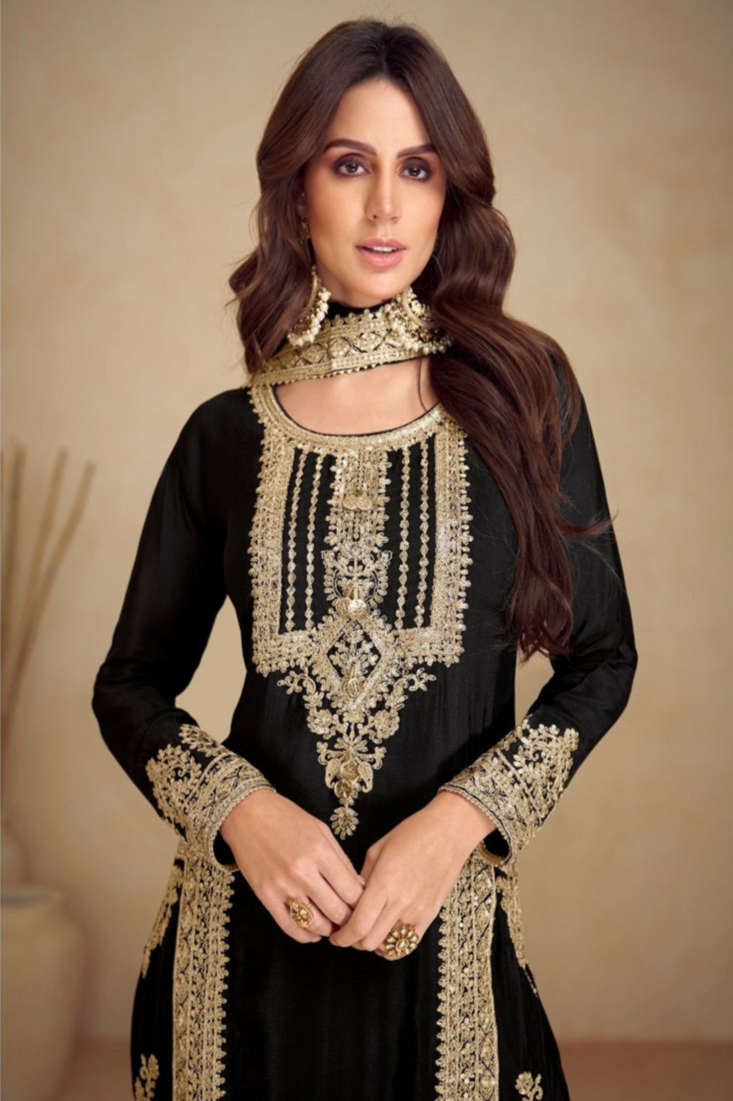 Black salwar kameez is always in fashion. It feels elegant and mysterious.