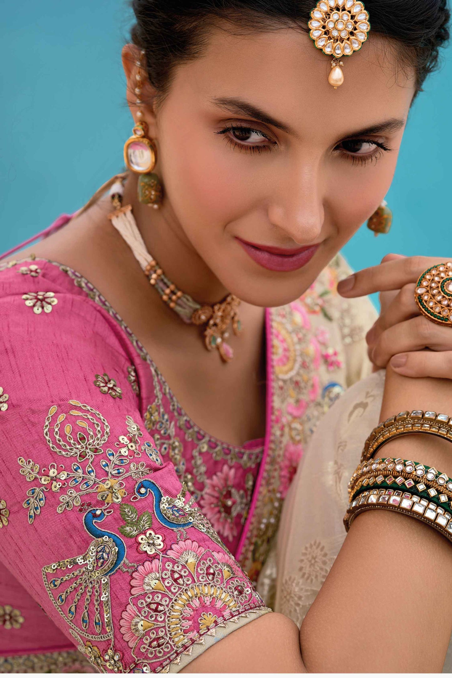 Off White Saree stands for purity and class – ideal for serene and sacred events.