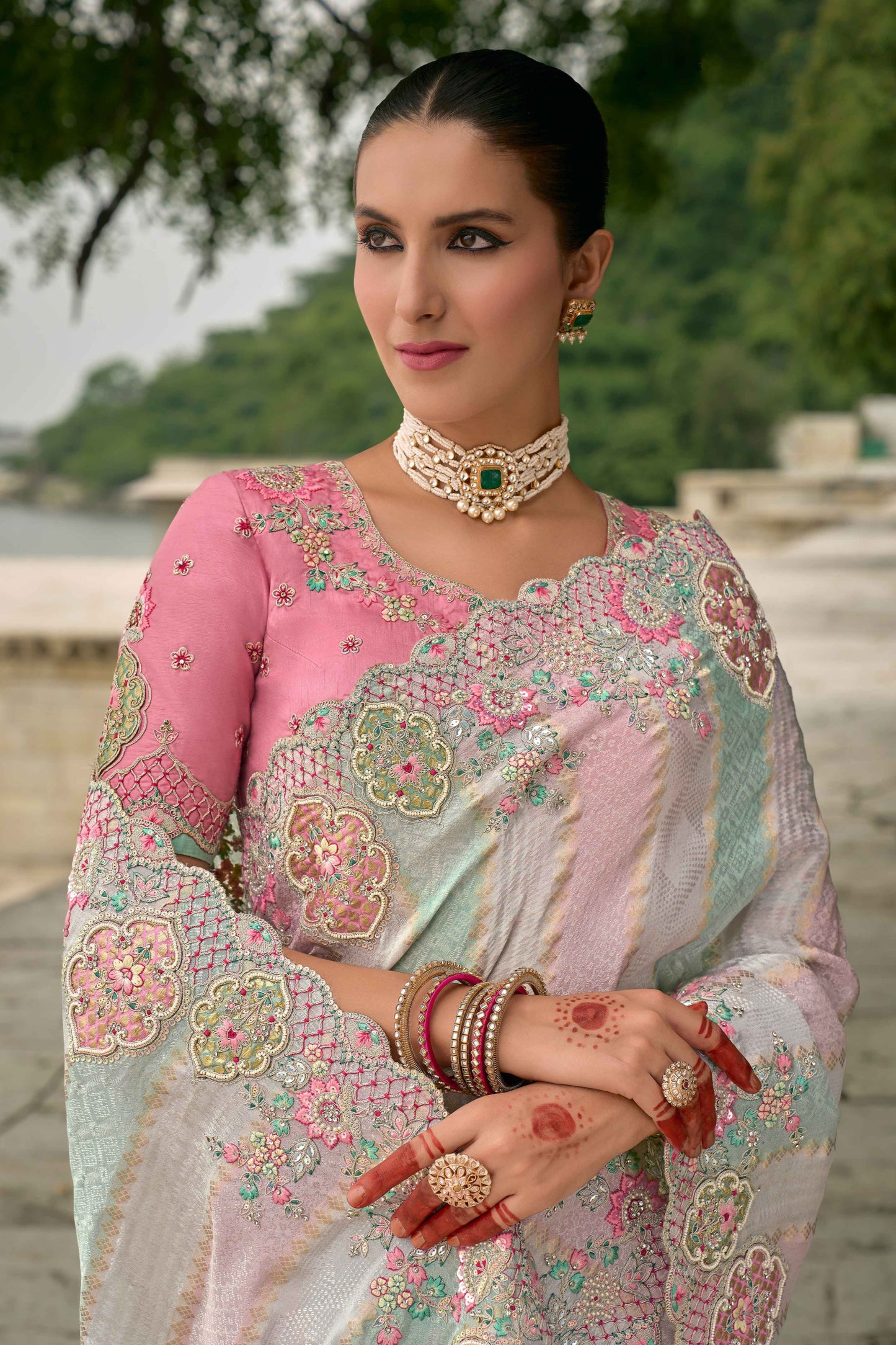 Saree – Graceful, airy styles for every festive moment.