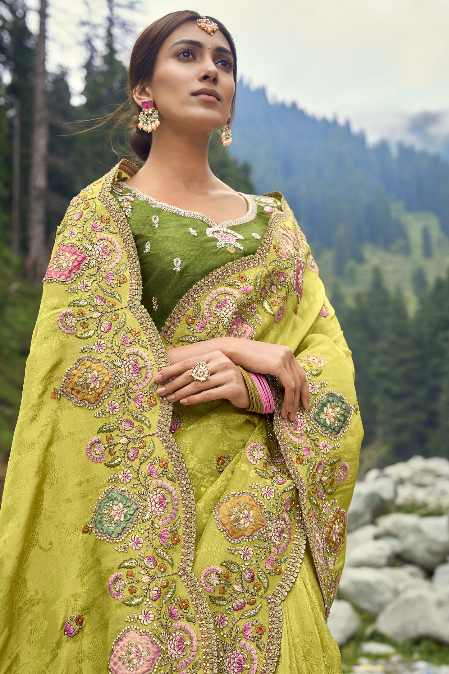 Lemon Gadwal Saree with Embroidered C-Pallu & Mehendi Silk Blouse