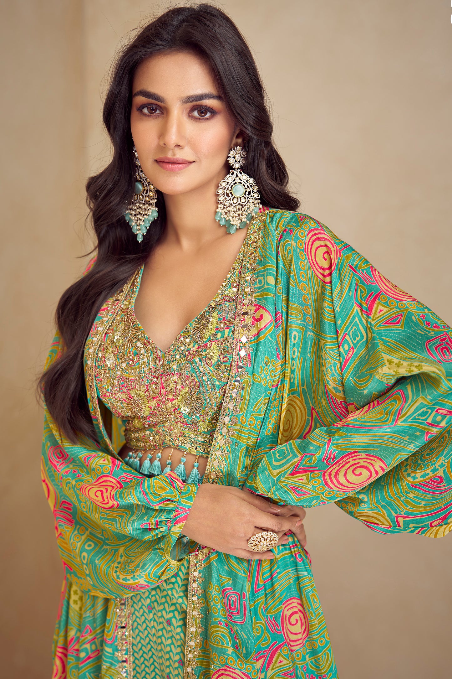 Stylish Shrug Style Plazzo Suit – Festive & Occasion Wear for Women