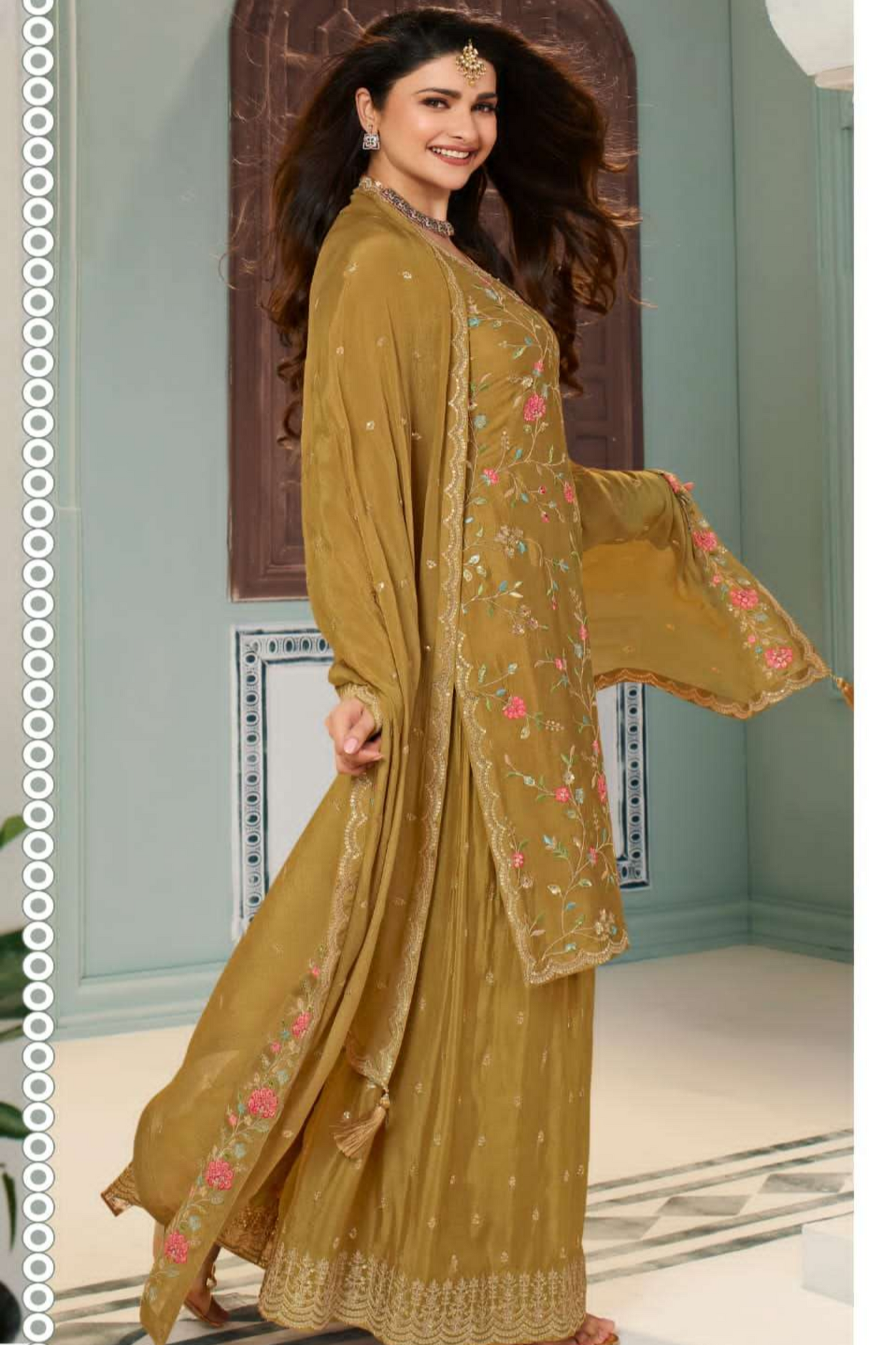 Wedding Reception Party Wear Embroidered Salwar Kameez with Dupatta