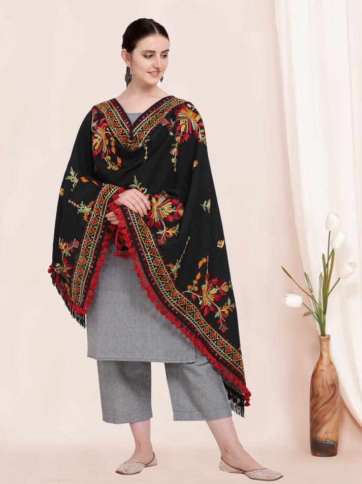 Black Khadi Dupatta with Kashmiri Motif Embroidery – Designer Style