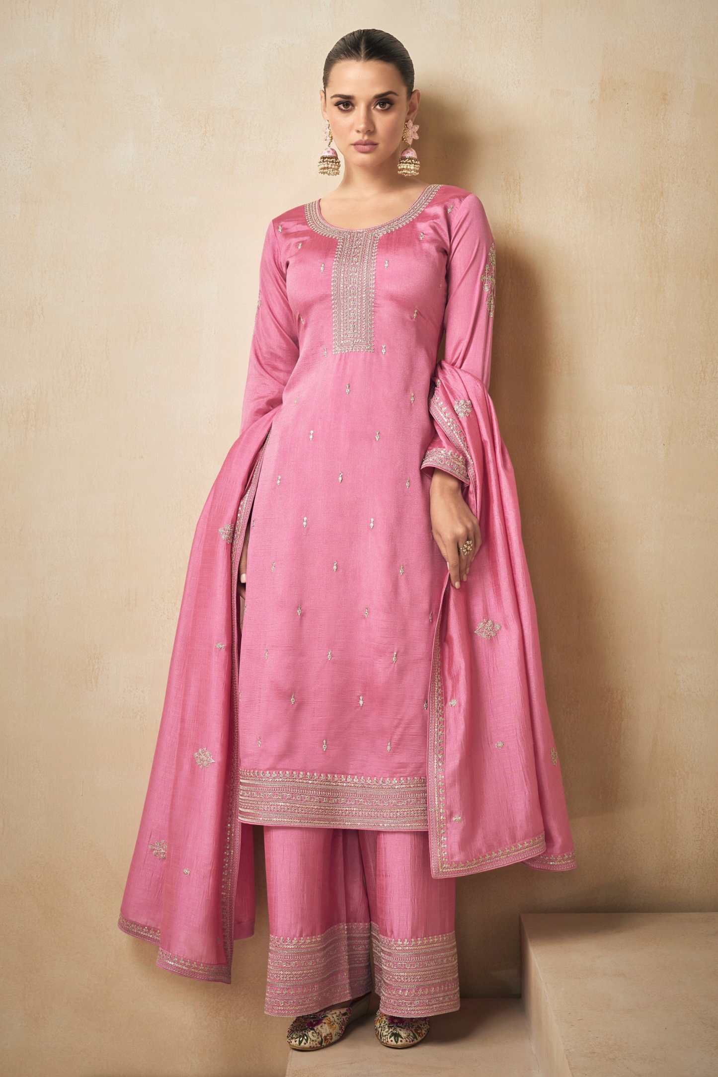 Salwar Kameez Pant Suit For Indian Festivals & Weddings with Embroidery Work