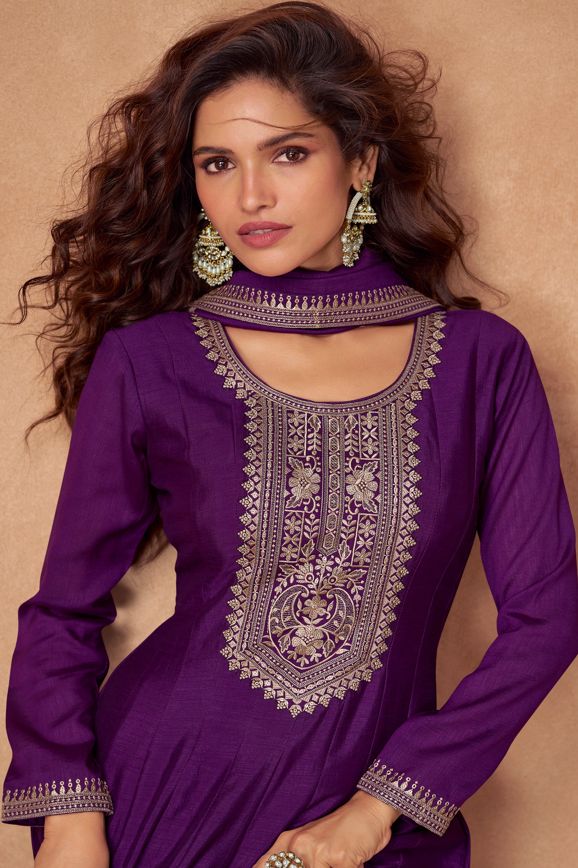 Purple color Anarkali gown exudes royal elegance and grace, making it a perfect choice for weddings, festive events, and grand celebrations.
