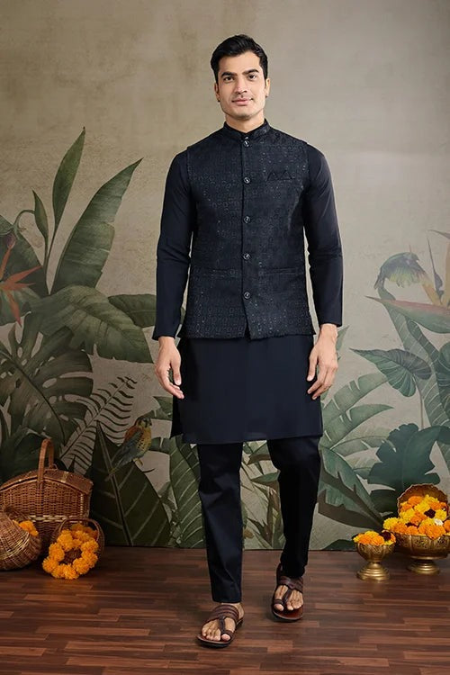 black kurta,plus size available,Comfort Fit,Premium Fabric,Express Delivery.