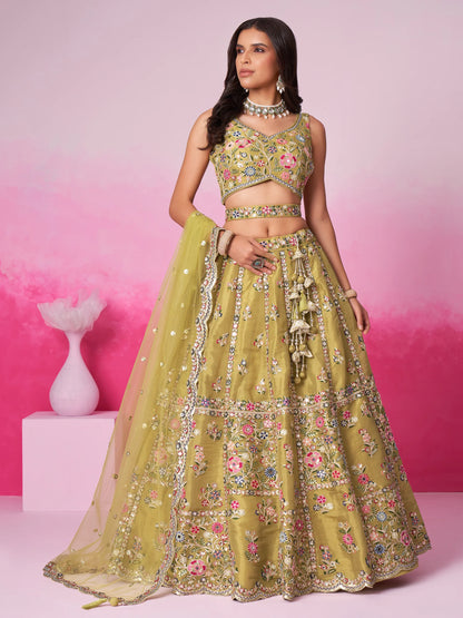 Heavy Embroidery Worked Stylish Lehengha Choli With Net Dupatta Suit.