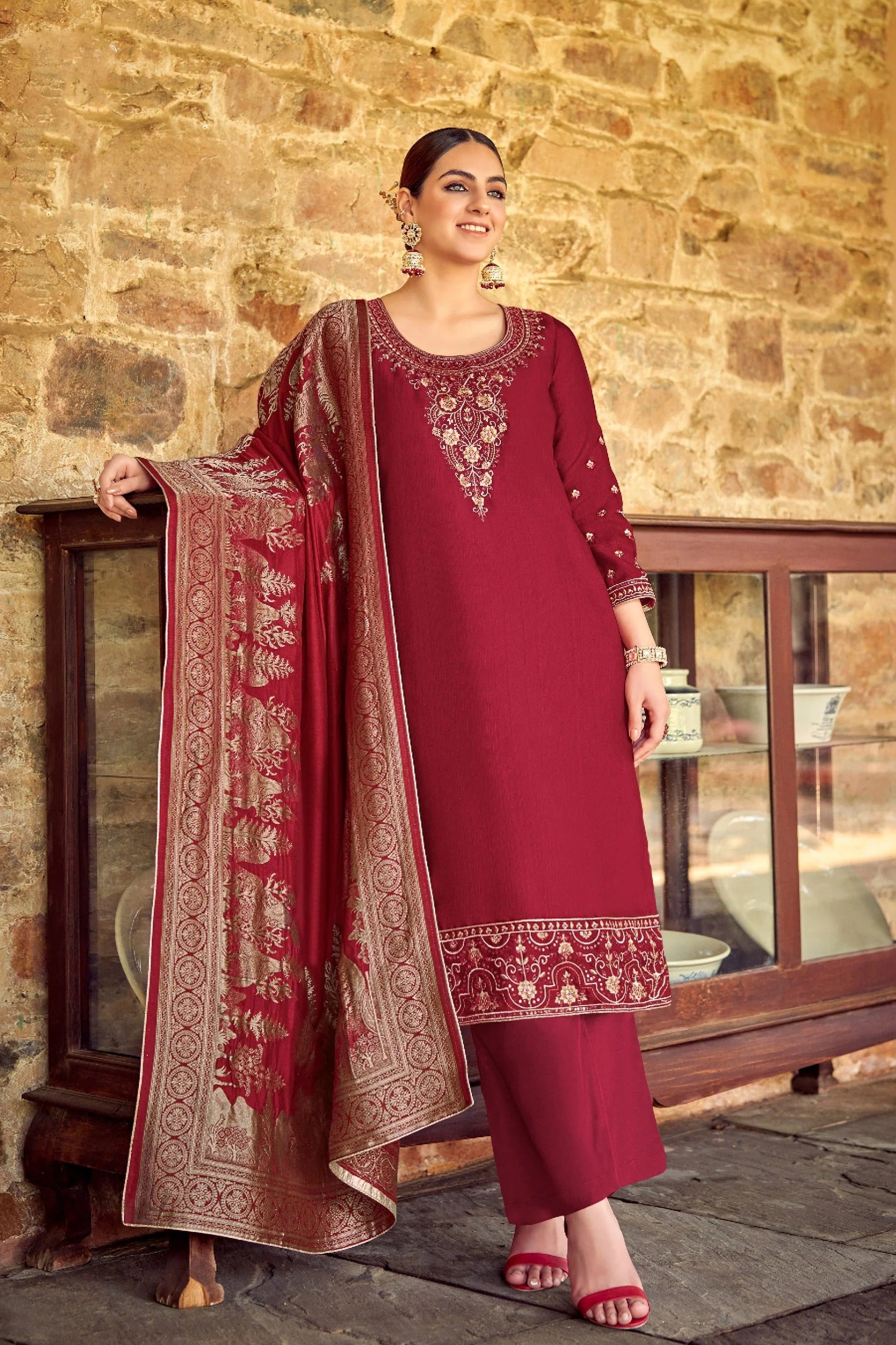 maroon cotton wear speaks tradition and boldness – perfect for weddings and festive nights.