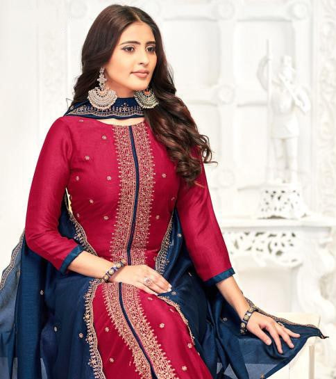 Red cotton outfit with a bold and vibrant look, perfect for festive celebrations, traditional gatherings, and standout everyday style.

