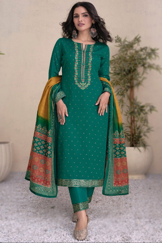 Green colour cotton wear symbolizes freshness and festivity – great for Mehndi or family gatherings.

