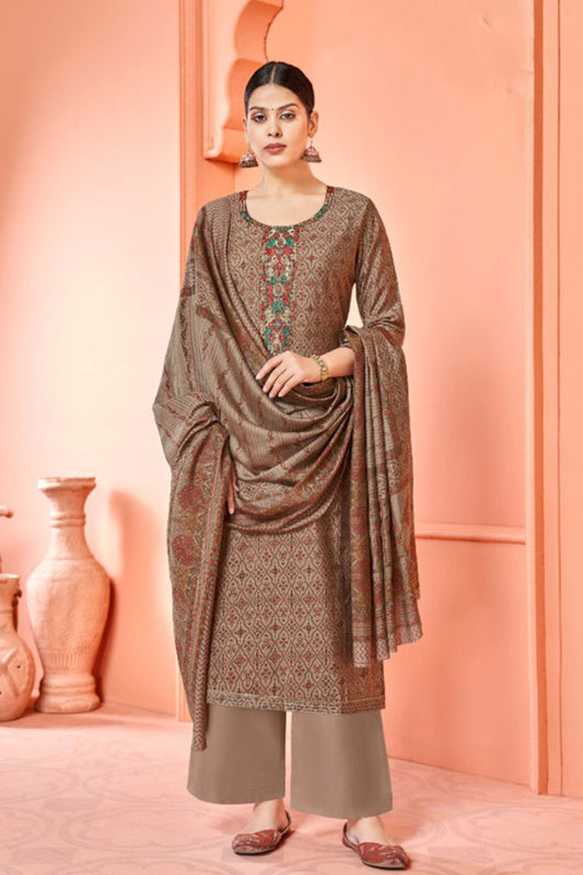 Brown cotton wear speaks tradition and boldness – perfect for weddings and festive nights.