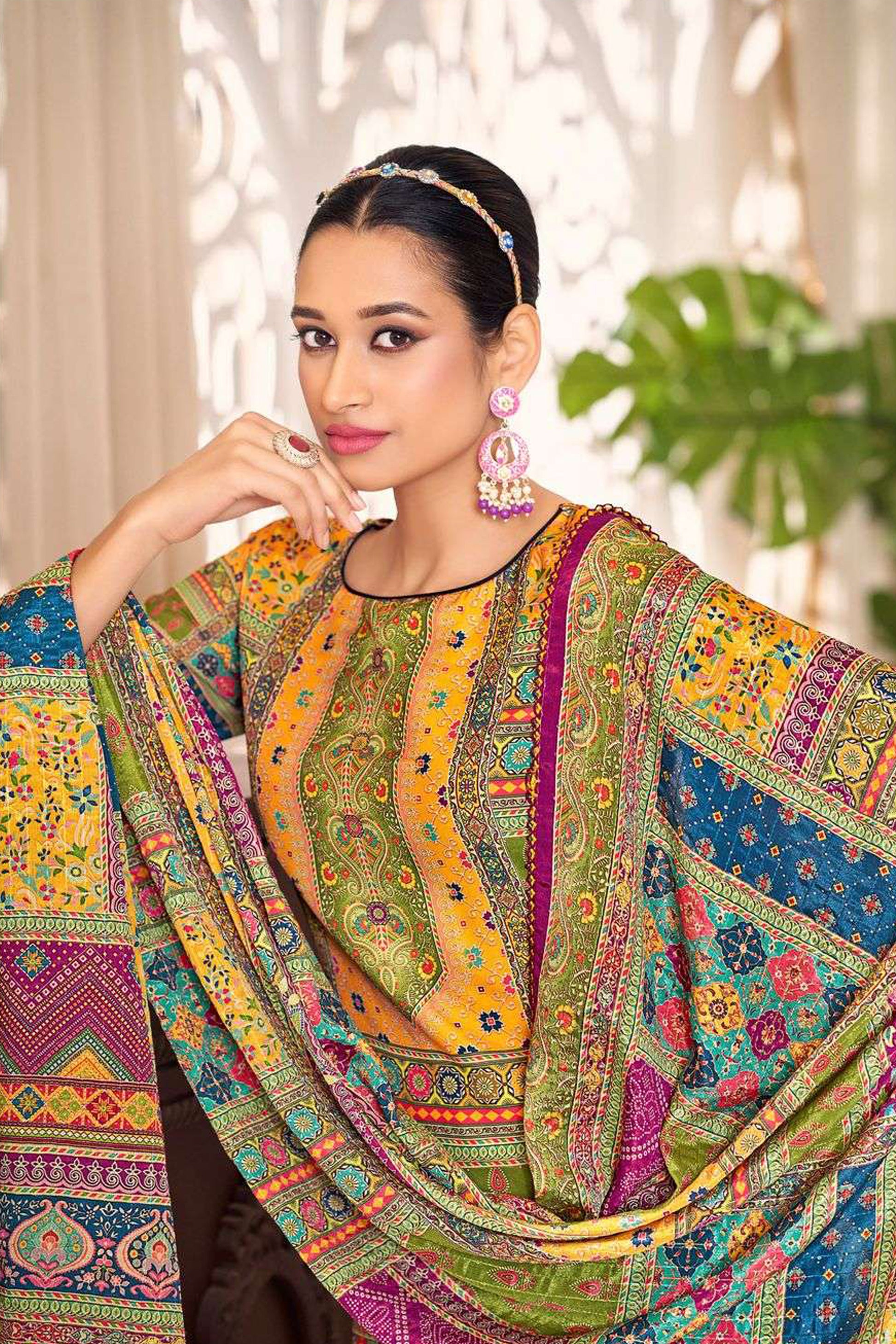 Pink colour cotton wear reflects softness and charm – perfect for graceful day functions.

