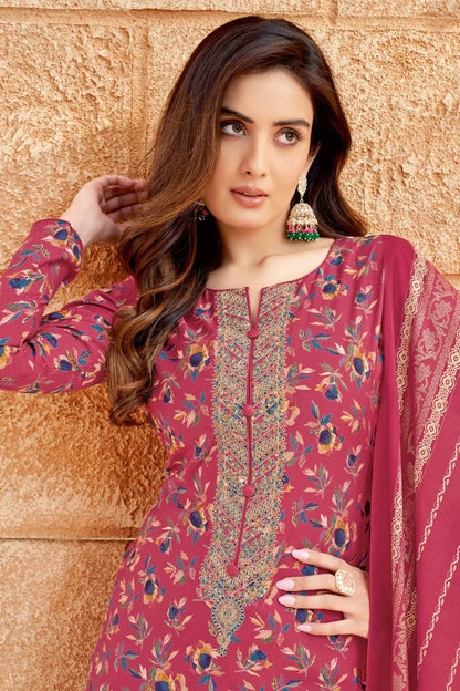 Pink colour cotton wear reflects softness and charm – perfect for graceful day functions.
