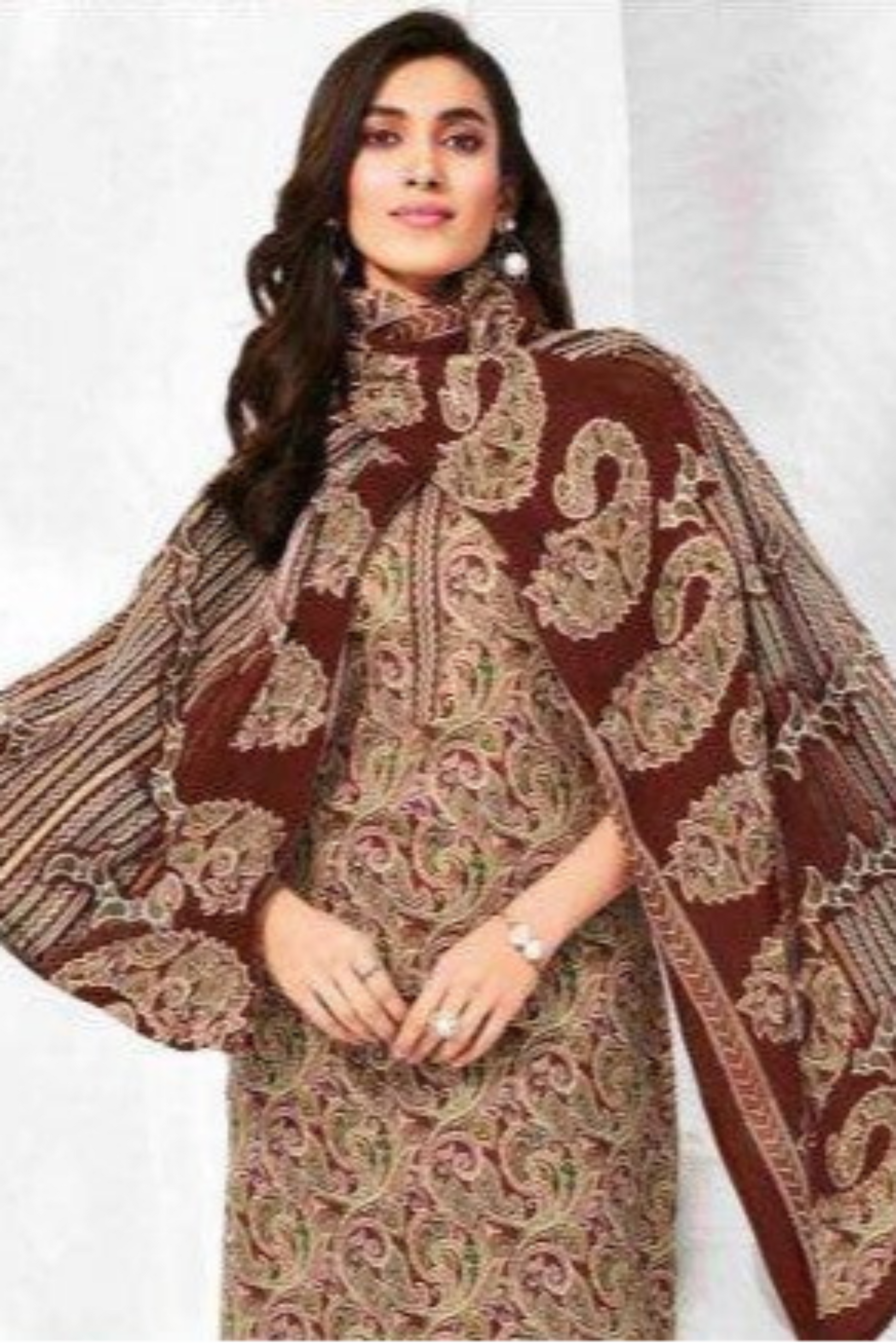 Light brown cotton outfit with a warm and subtle elegance, perfect for everyday wear, work settings, and relaxed festive gatherings.
