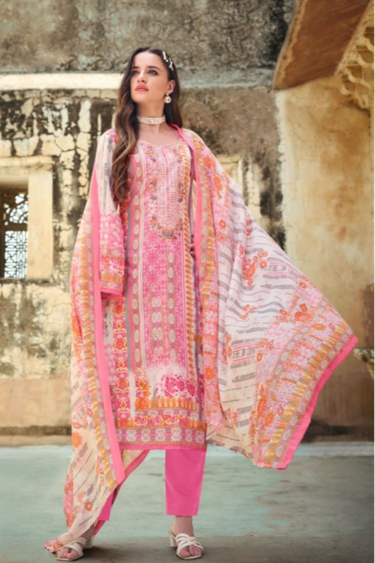 Light pink salwar kameez brings a soft, graceful charm—perfect for daytime events, casual gatherings, or festive occasions.

