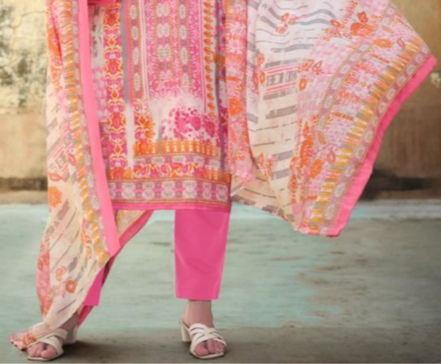 Light pink salwar kameez brings a soft, graceful charm—perfect for daytime events, casual gatherings, or festive occasions.
