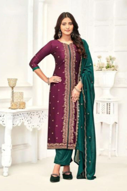 Wine-colored cotton outfit with a rich and sophisticated feel, perfect for evening functions, festive occasions, and elegant everyday wear.
