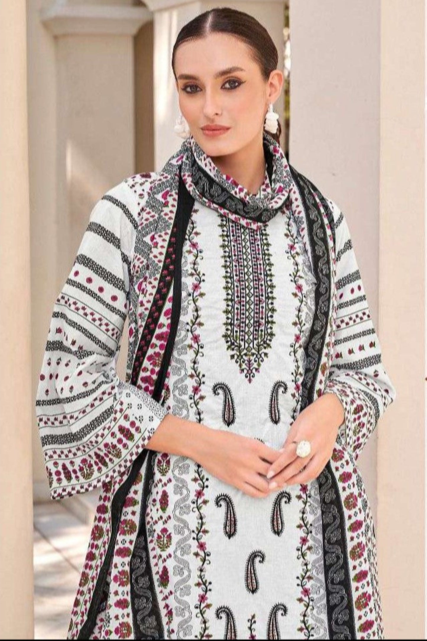Chic white cotton outfit with a fresh and breezy vibe, ideal for everyday wear, summer outings, and festive mornings.
