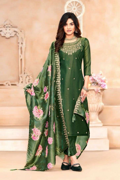 Dark green cotton outfit with a timeless and earthy tone—ideal for festive wear, office days, or traditional gatherings.
