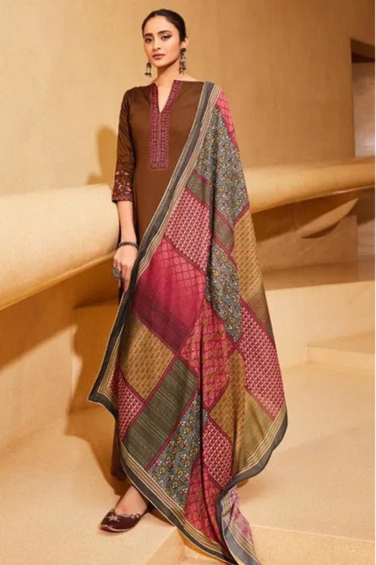 Brown cotton wear speaks tradition and boldness – perfect for weddings and festive nights.