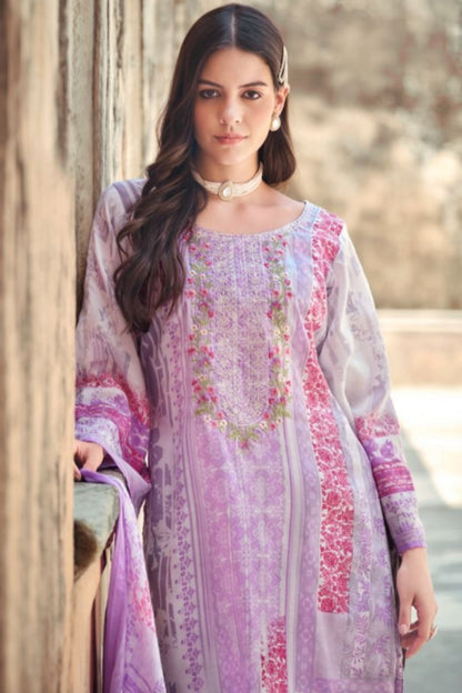 Purple salwar kameez adds a regal and elegant touch, perfect for festive occasions and evening gatherings.
