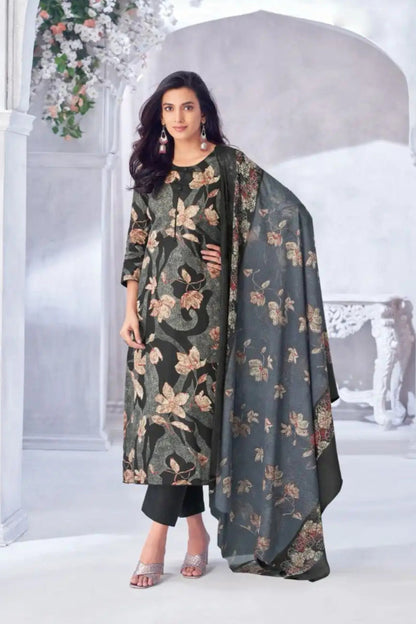 Black cotton outfit with a timeless and versatile appeal, perfect for everyday elegance, evening events, and festive gatherings.
