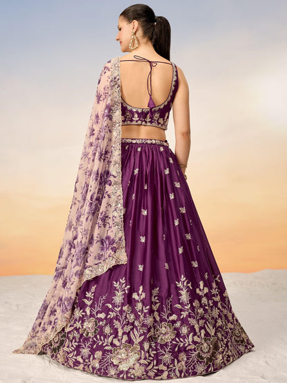 Crafted for queens—bridal lehengas that radiate opulence and charm.
