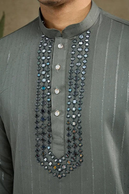 green kurta,plus size available,Comfort Fit,Premium Fabric,Express Delivery.