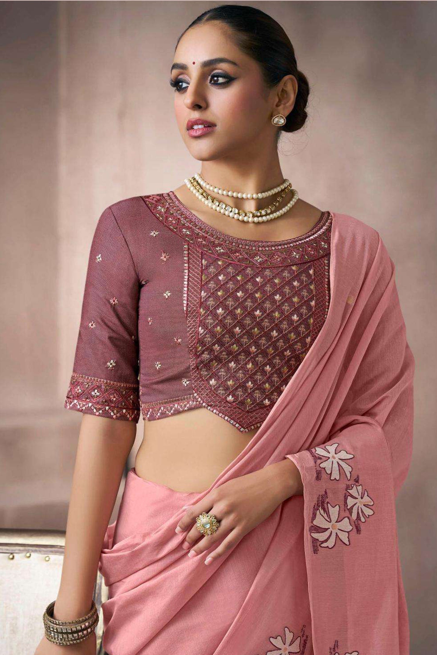 Embroidery Work Detail On Pink Pakistani Saree - Designer Ethnic Wear