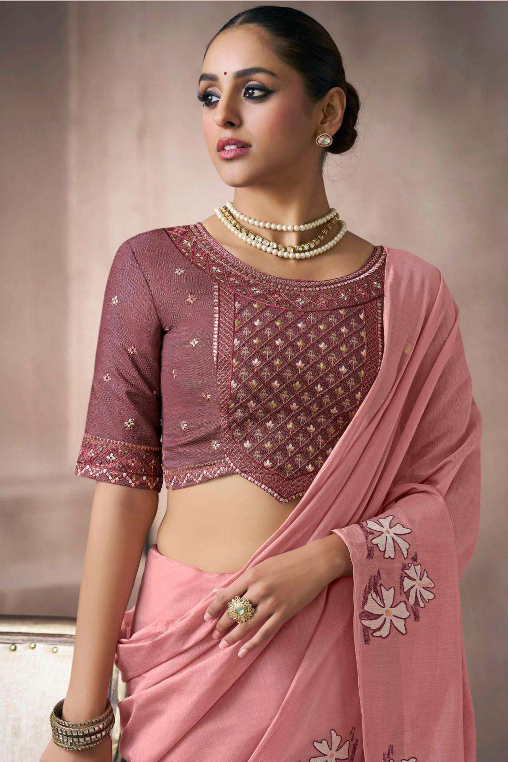 Embroidery Work Detail On Pink Pakistani Saree - Designer Ethnic Wear