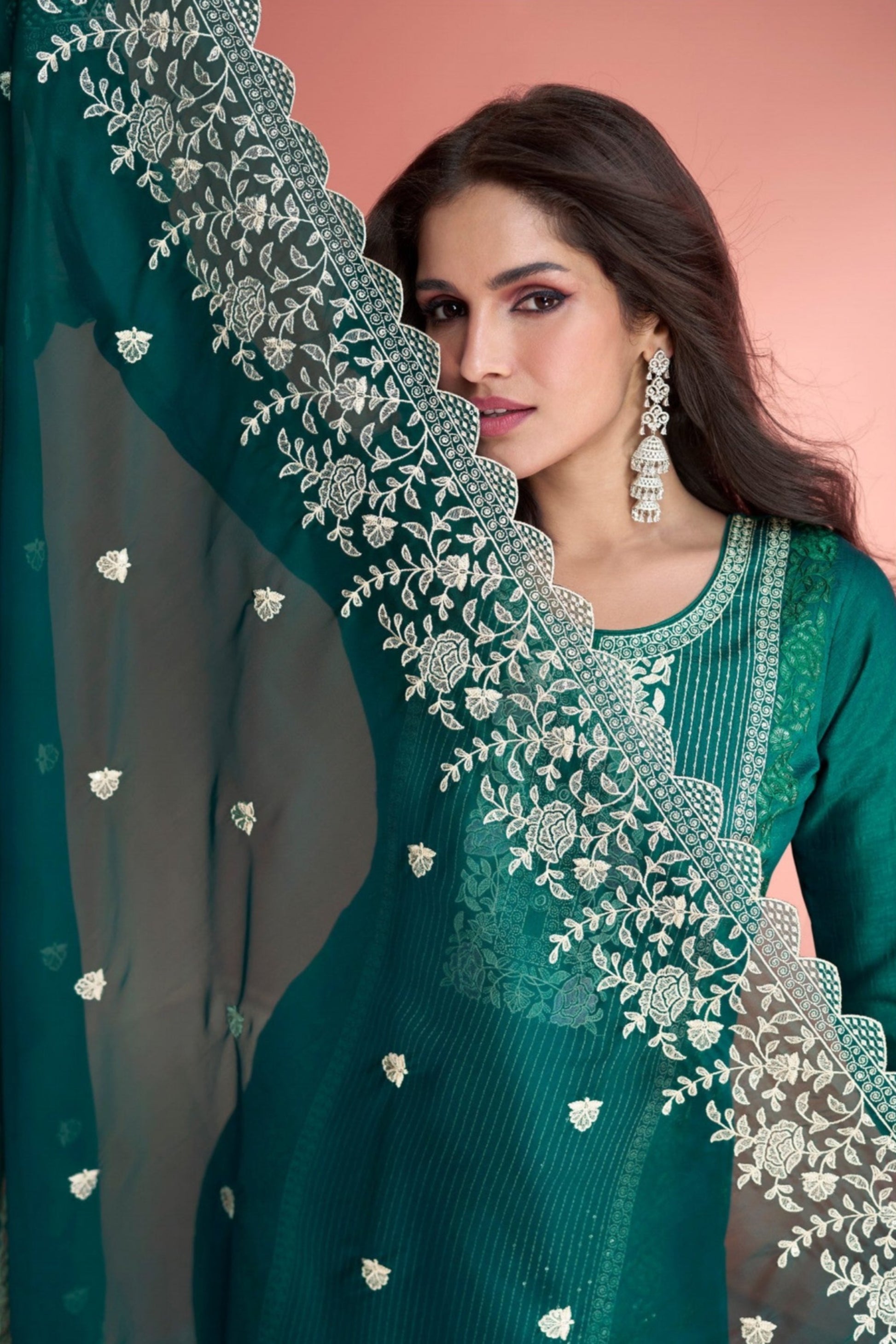 Premium Silk Green Wedding Salwar Kameez - Traditional Pakistani Dress For Special Occasions