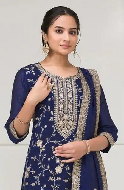 Pakistani Designer Traditional Wedding Suit 