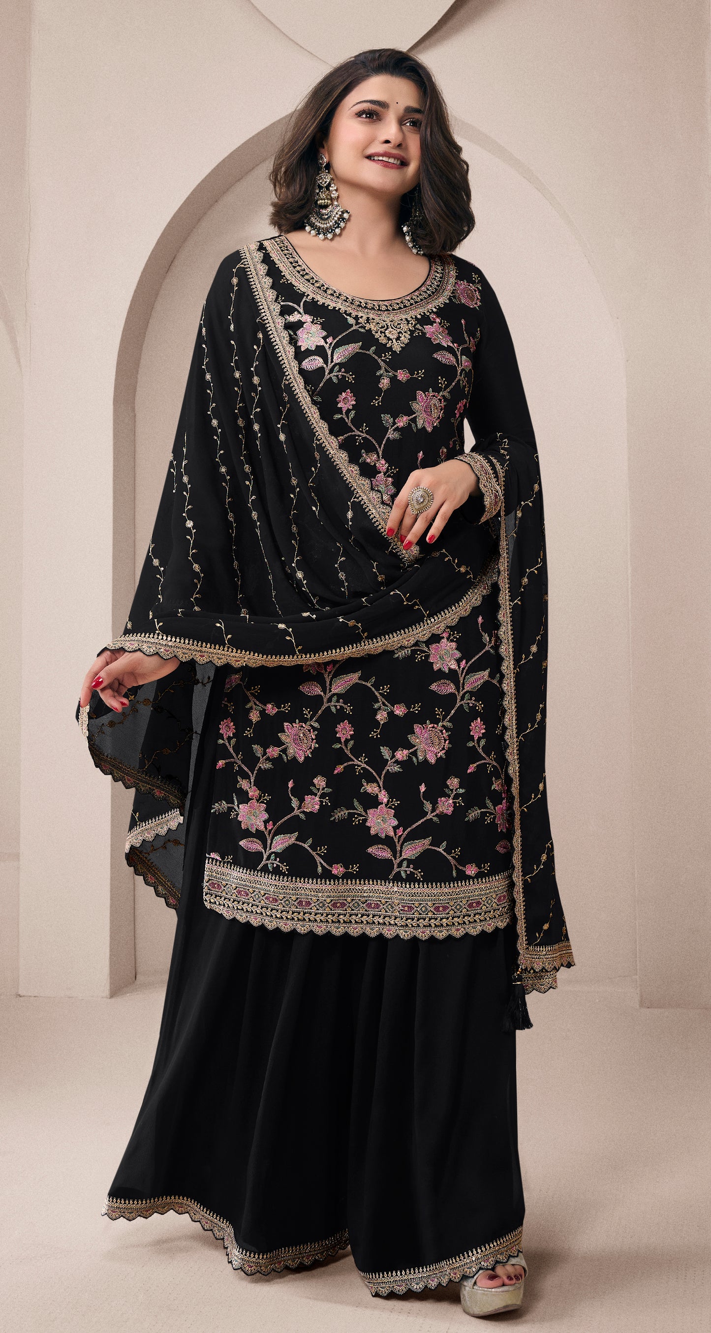 Pakistani Islamic Traditional Outfit For Special Occasions