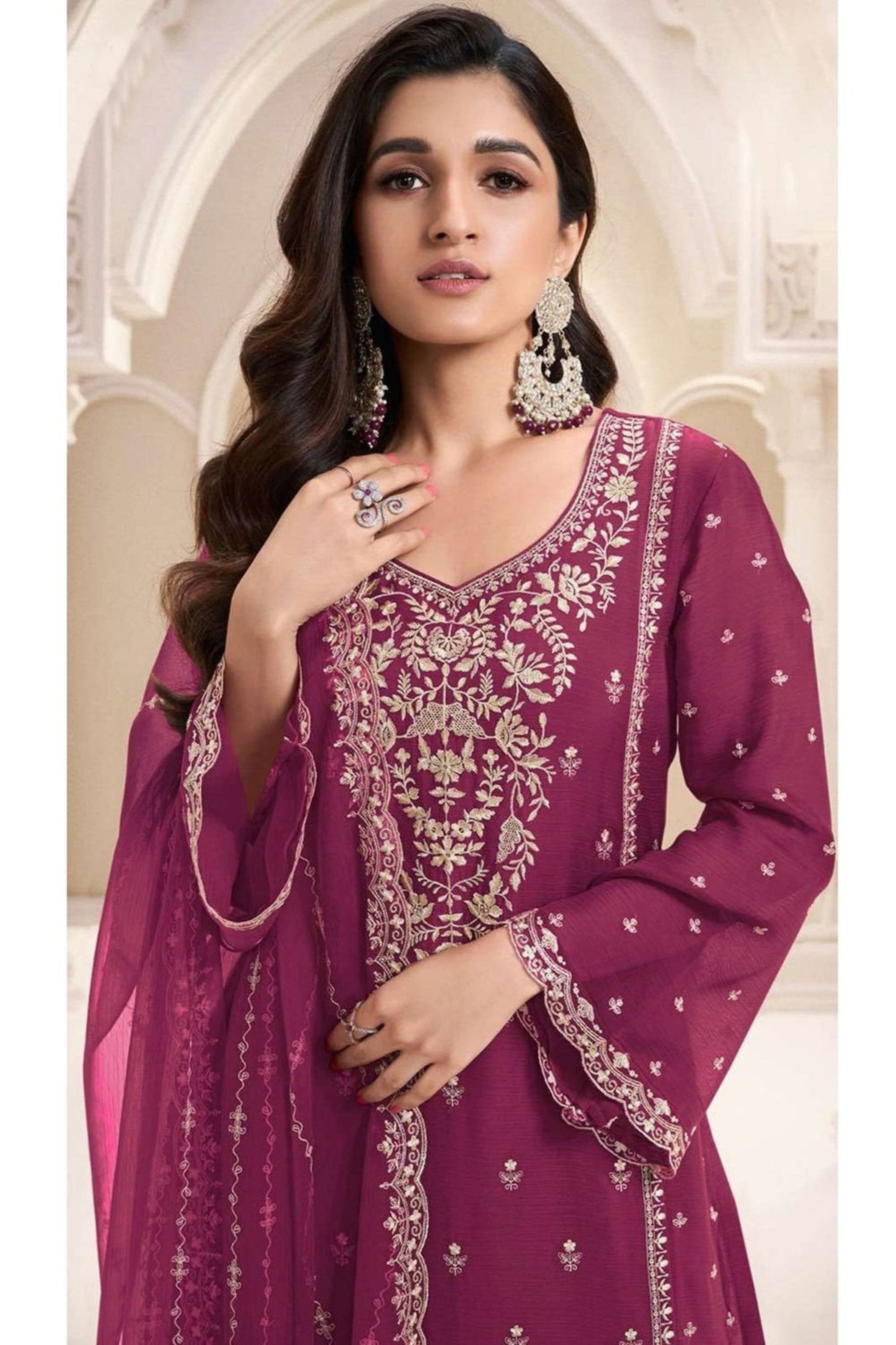 An ode to timeless fashion, our designs adapt to modern sensibilities with ease.
