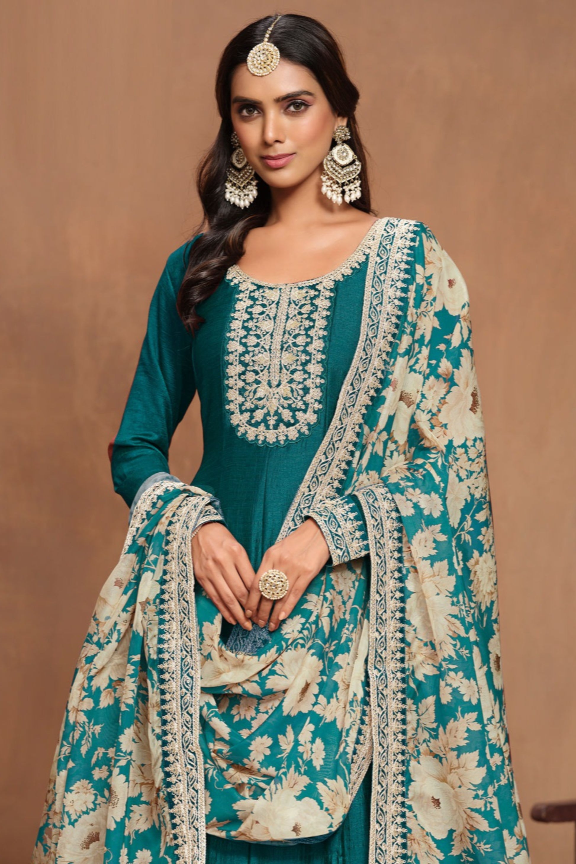 Anarkali Bazaar Lahore Pakistan Matching Dupatta for USA Customers