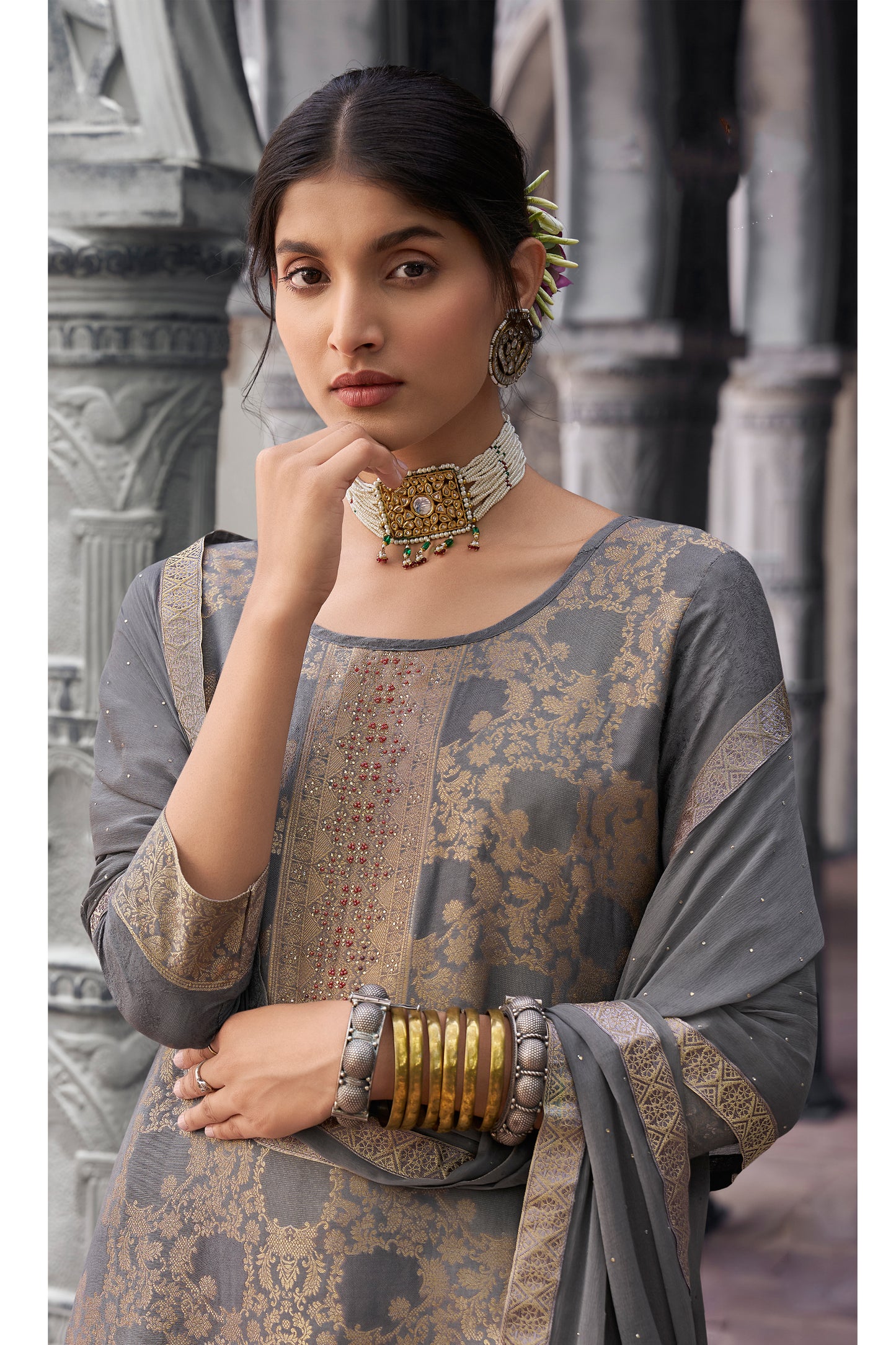 Ethnic Reception Party Wear Embroidery Worked Salwar Kameez Dresses