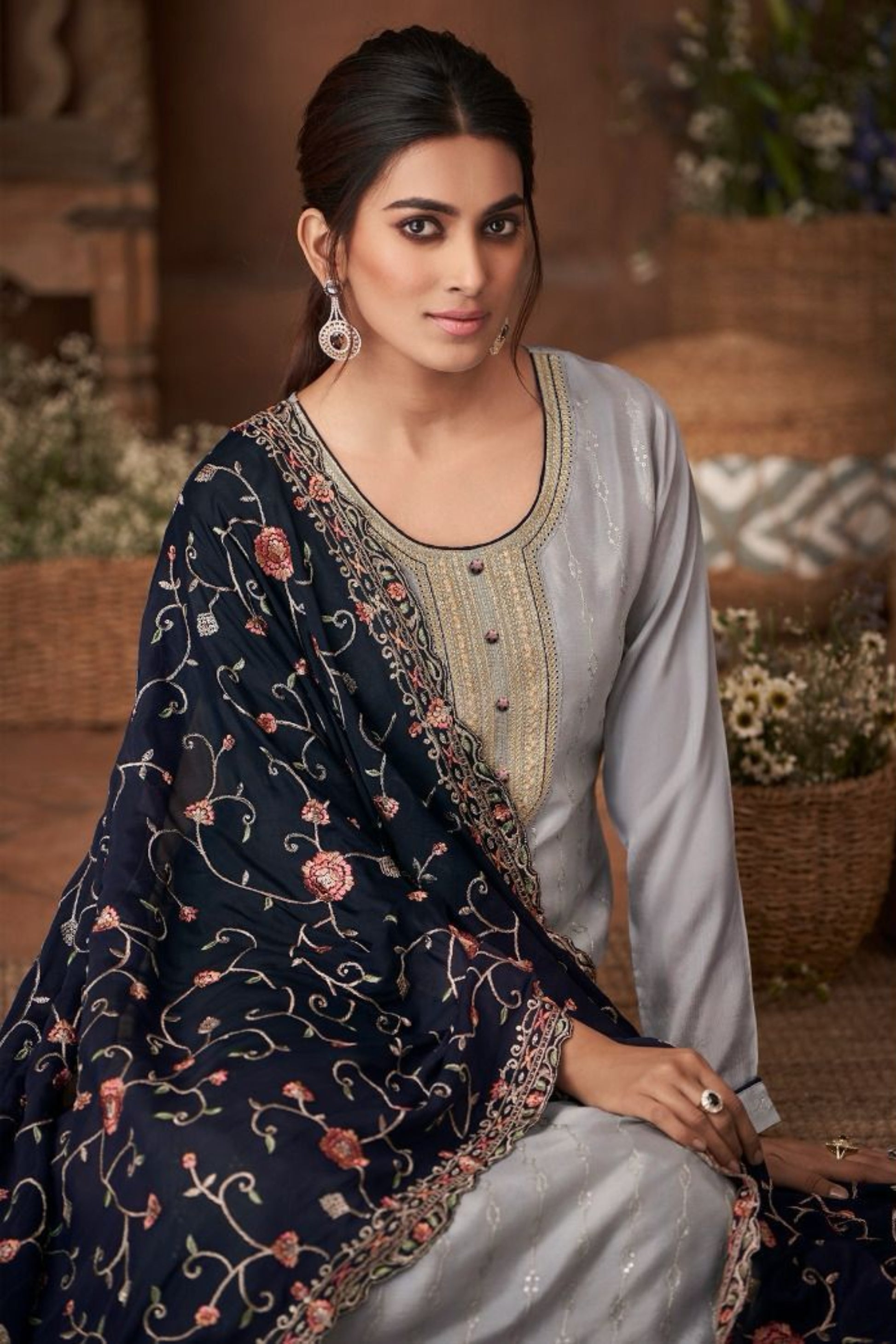 Salwar kameez Embroidery worked dupatta suit's