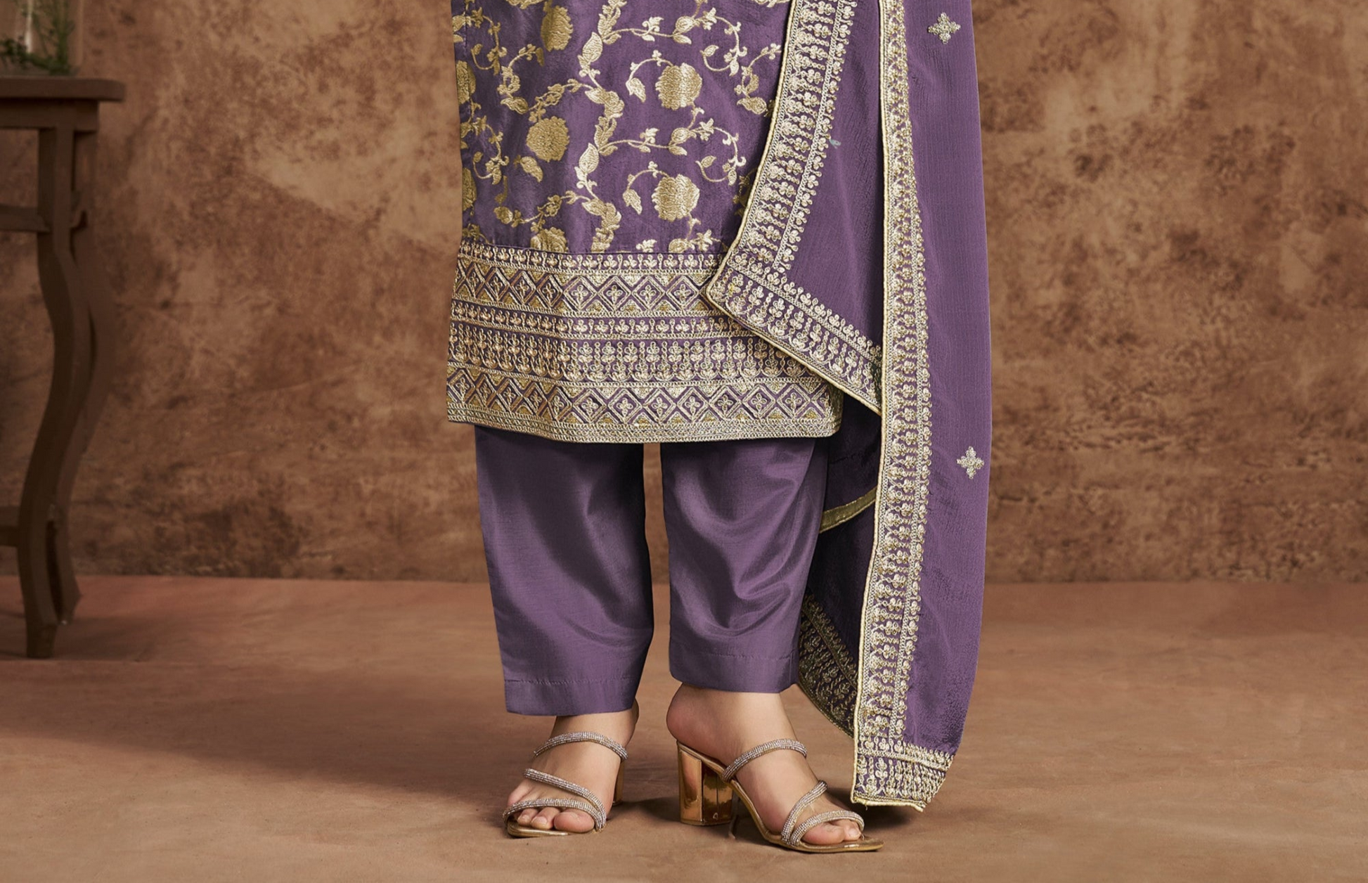 Purple Salwar Kameez with Chinon Dupatta - Elegant Pakistani Ethnic Wear for Eid Diwali