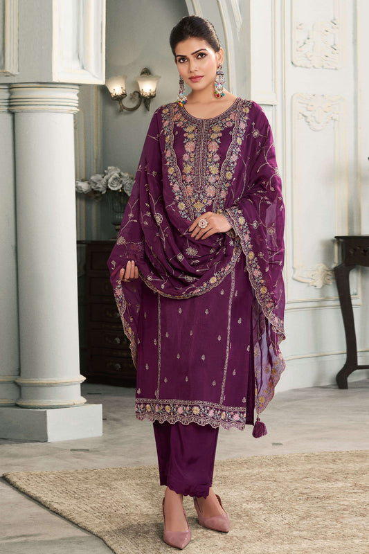 Salwar Kameez for Indian weddings in the USA.
