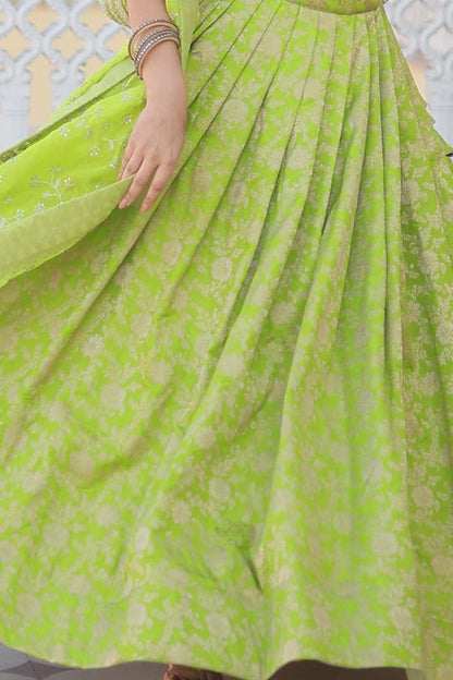 "Dazzling lehengas for Eid and Diwali in the USA."
