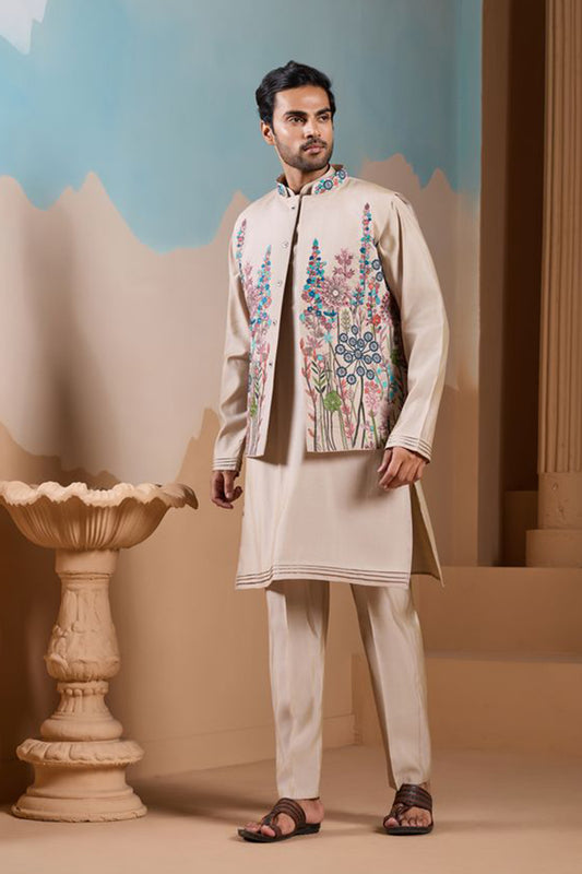Modern Silk Kurta For Men’s Wedding Wear – Stylish Ethnic Outfit.”