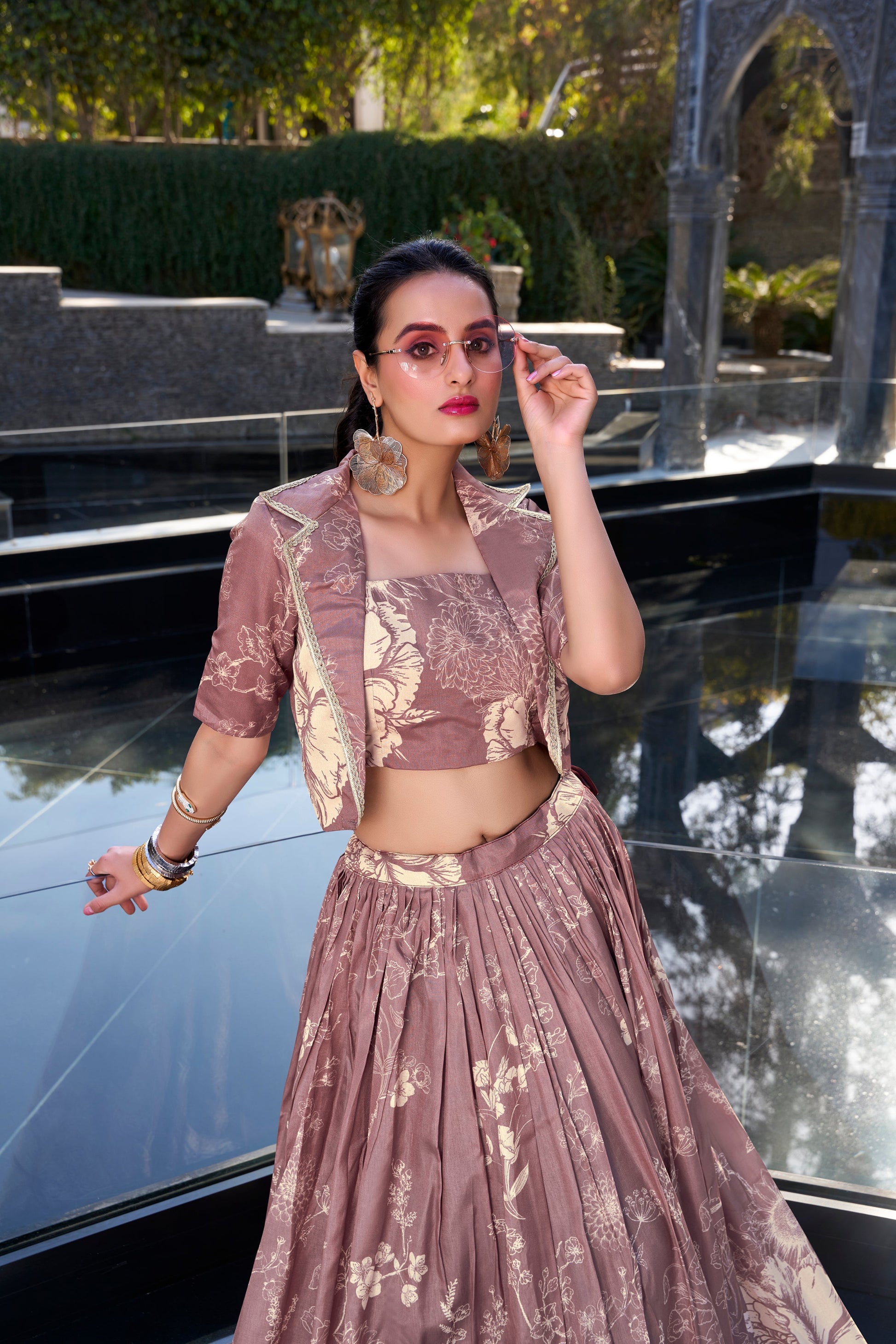 tausar peach lehenga,plus size available,Comfort Fit,Premium Fabric,Express Delivery.
