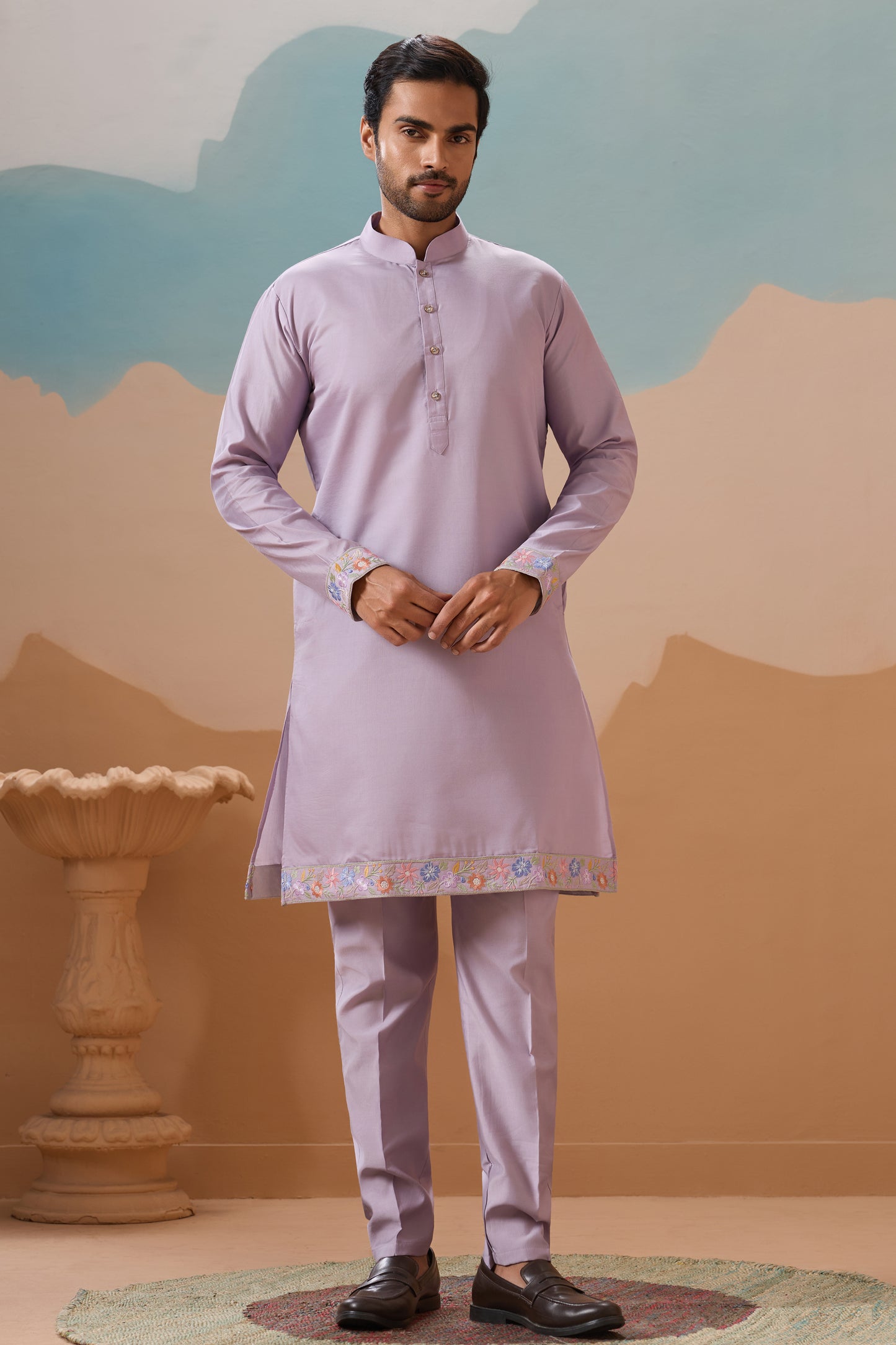 Men's Lavender kurta side View Showing Embroidered Work