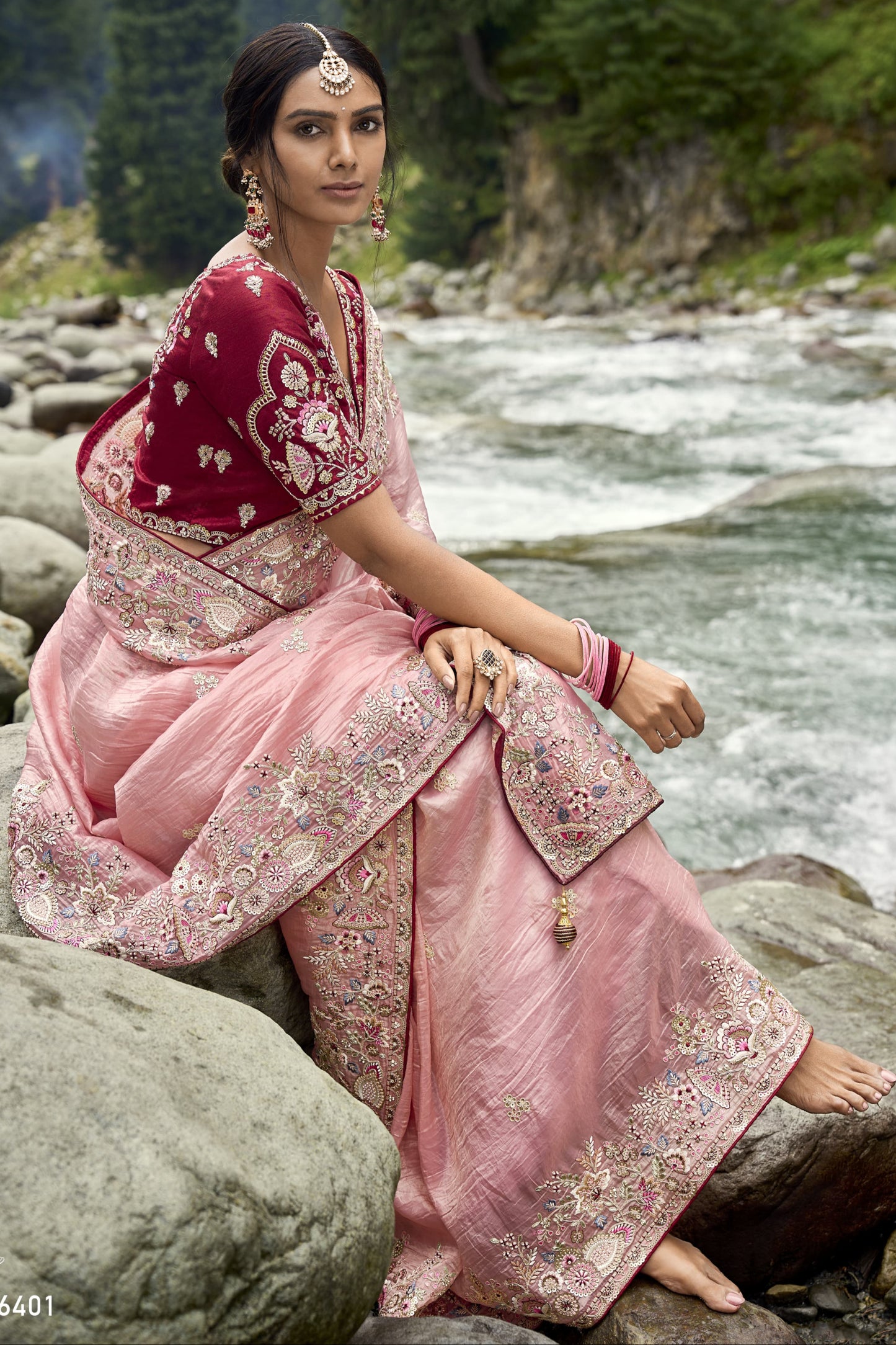 Pink Saree reflects softness and charm – perfect for graceful day functions.
