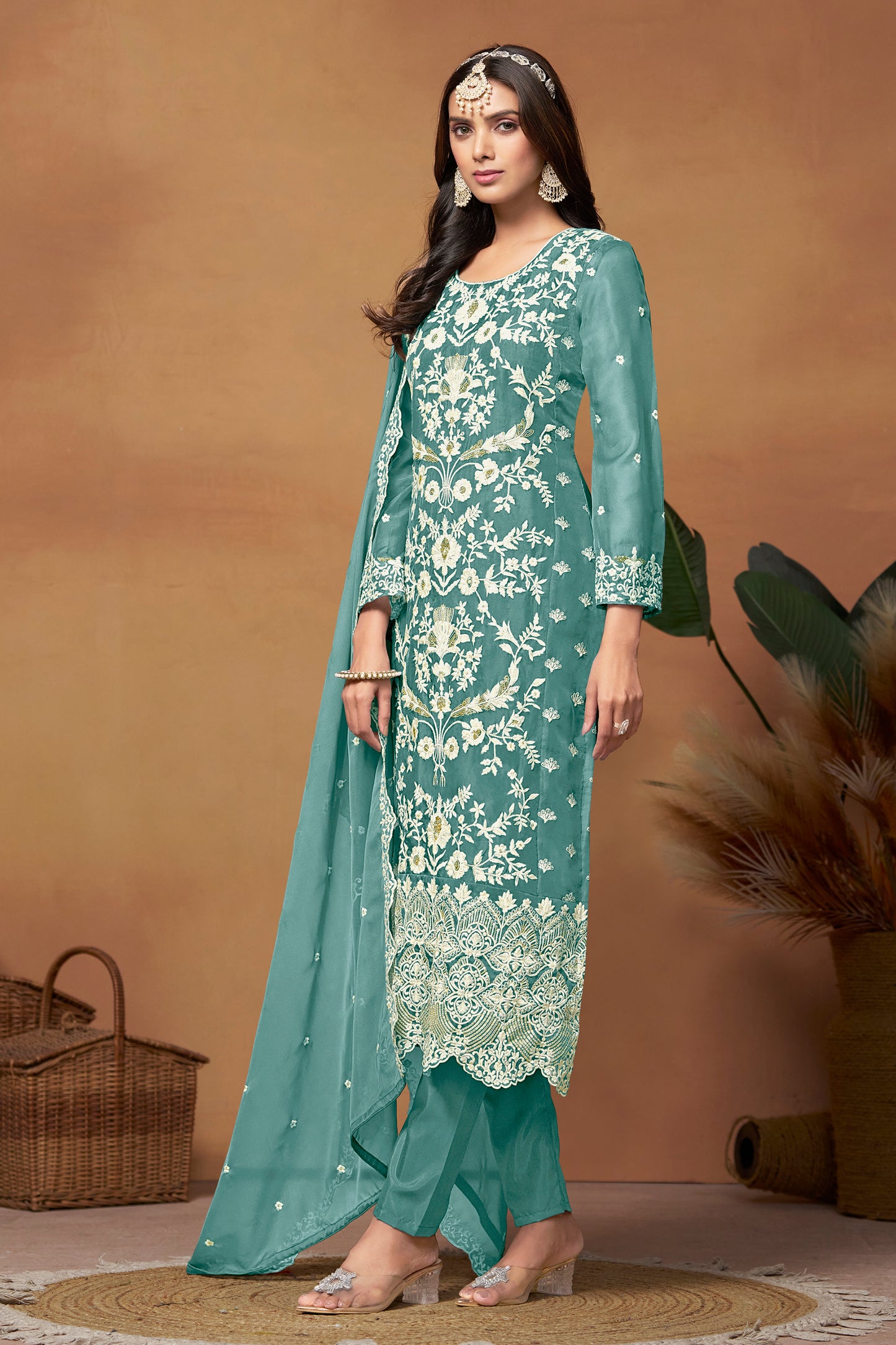 Gorgeous Traditional Designer Organza Fabric Salwar Kameez Suit