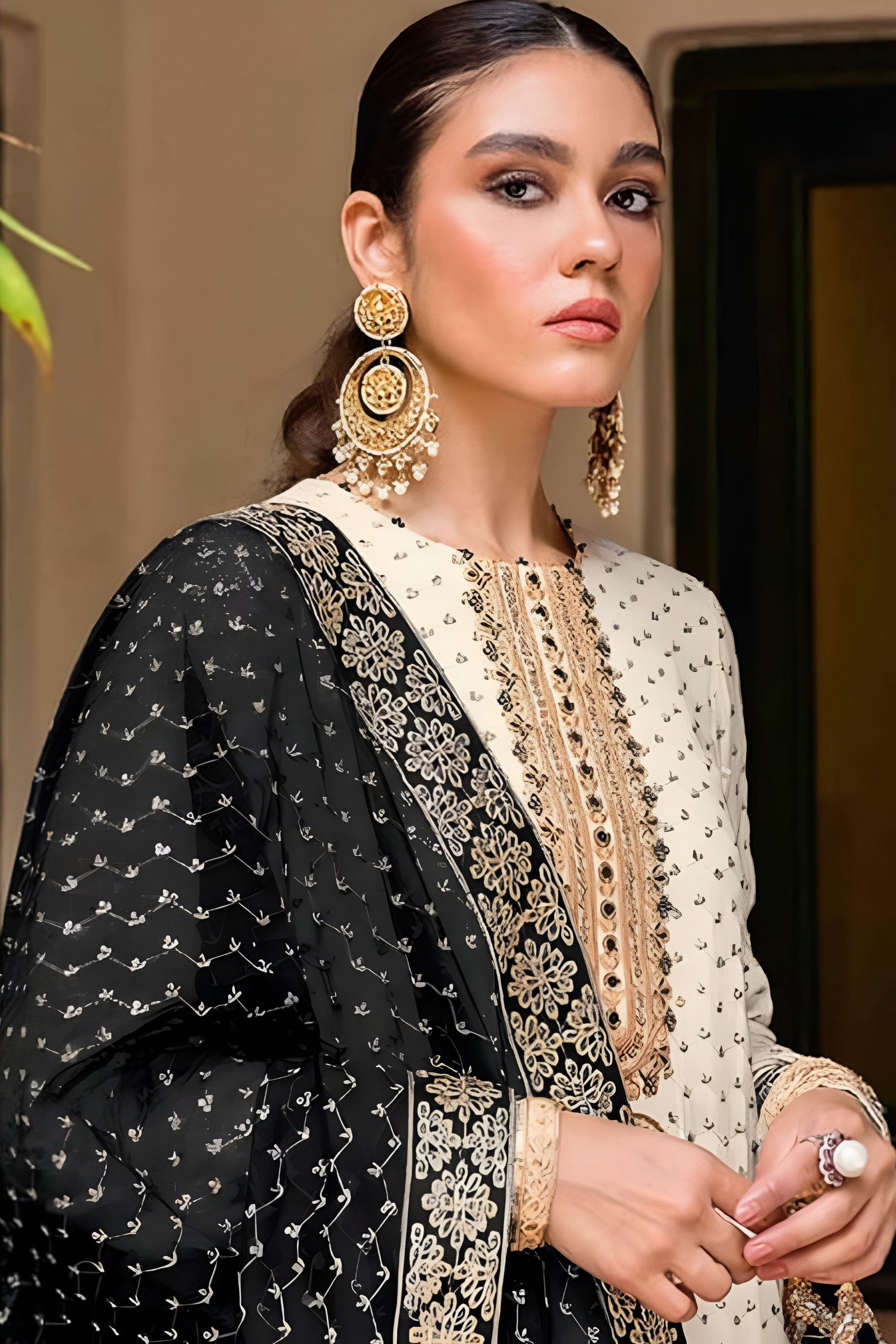 Traditional ethnic wear for USA fast shipping
