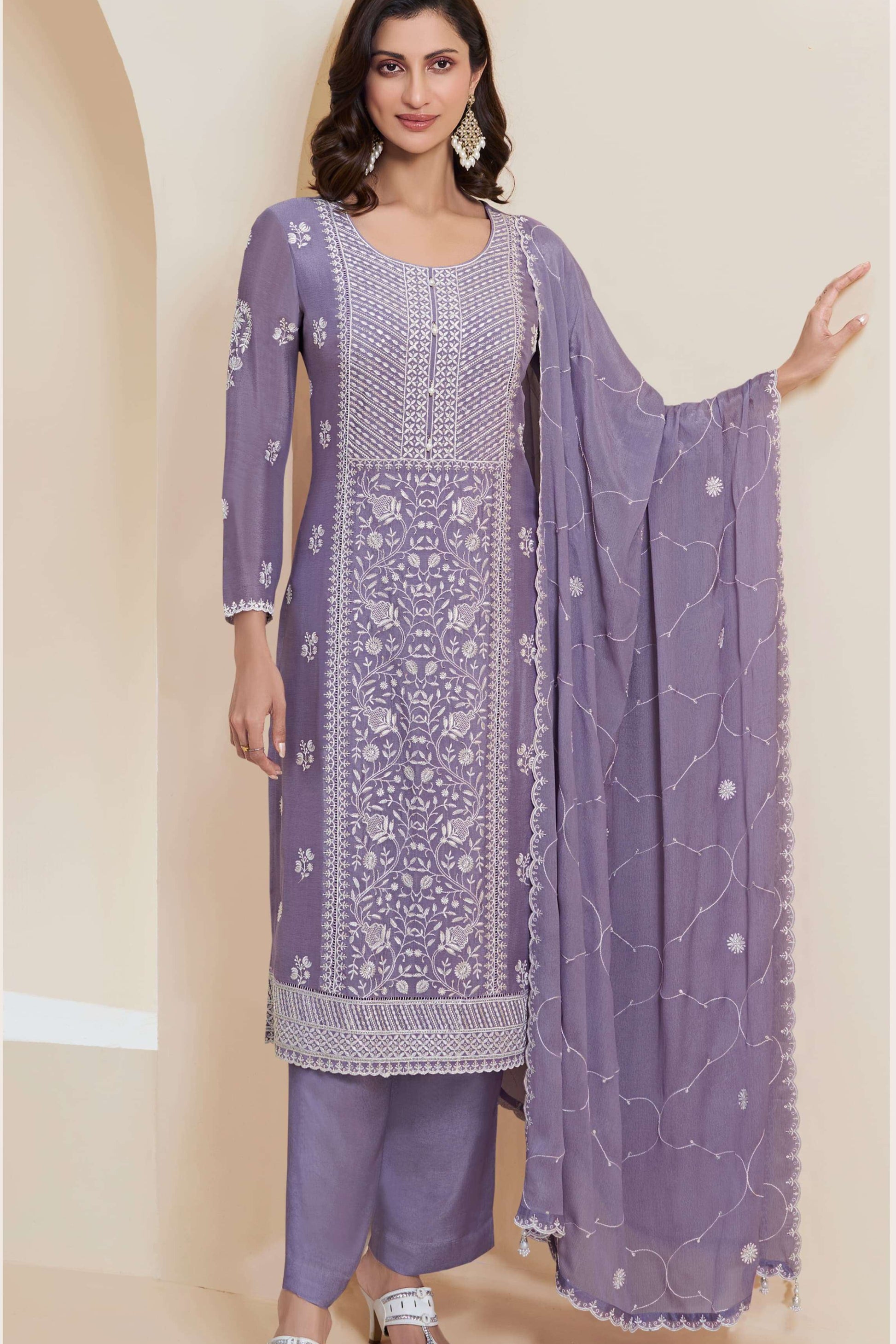 Stunning Hindu Traditional Clothing  Embroidered Salwar Kameez With Dupatta Set
